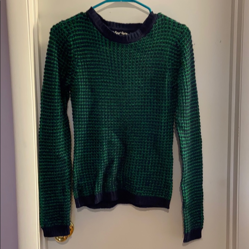 Vintage sweater beautiful knit